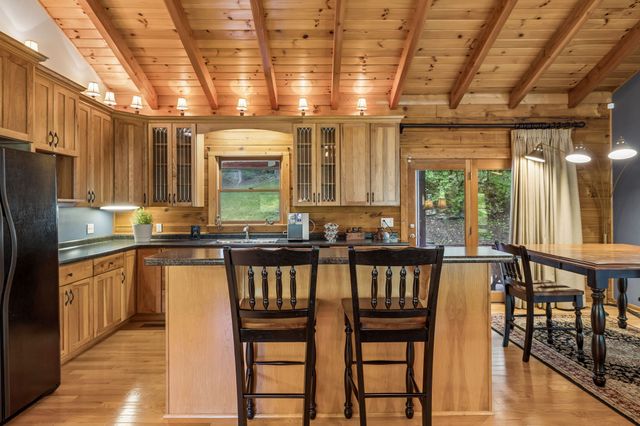 2668 Thompson Station Rd, E, Thompsons Station, TN 37179