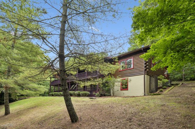 2668 Thompson Station Rd, E, Thompsons Station, TN 37179