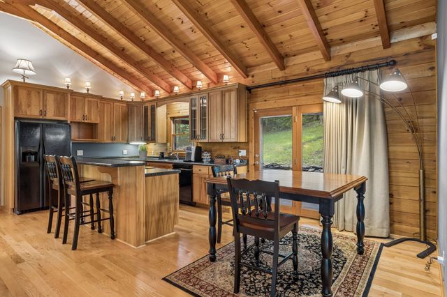 2668 Thompson Station Rd, E, Thompsons Station, TN 37179