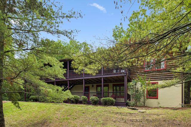 2668 Thompson Station Rd, E, Thompsons Station, TN 37179