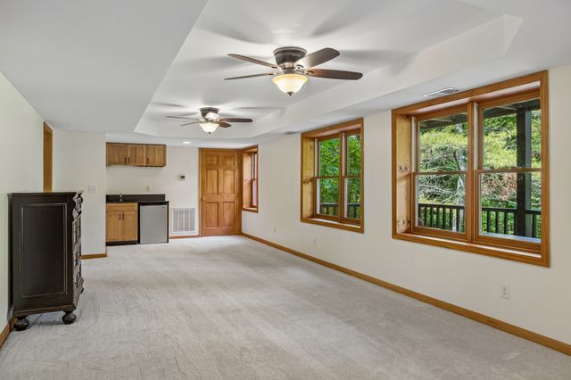 2668 Thompson Station Rd, E, Thompsons Station, TN 37179