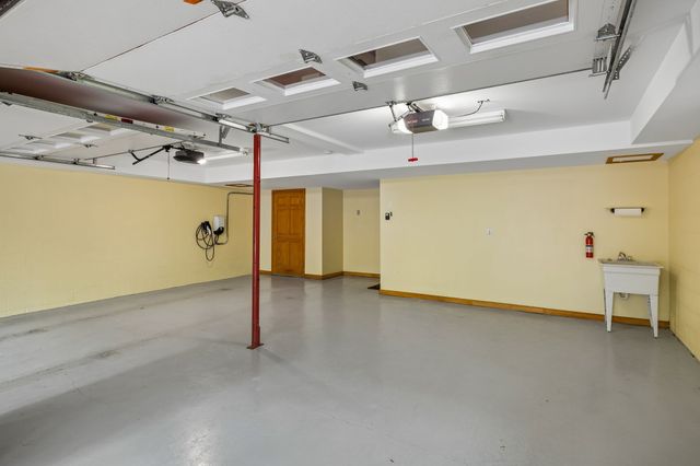 2668 Thompson Station Rd, E, Thompsons Station, TN 37179