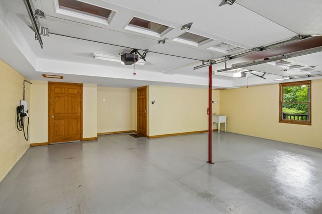 2668 Thompson Station Rd, E, Thompsons Station, TN 37179