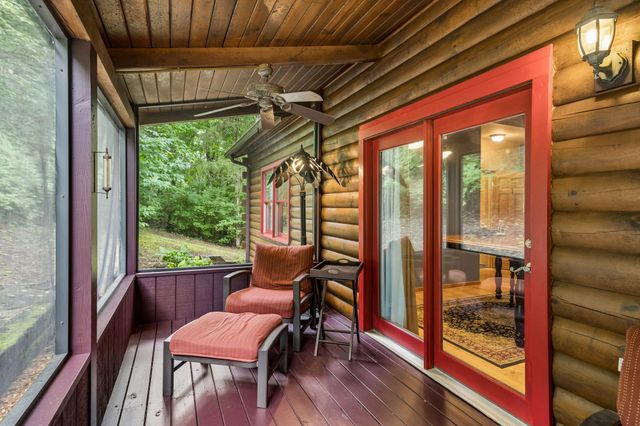 2668 Thompson Station Rd, E, Thompsons Station, TN 37179