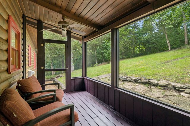 2668 Thompson Station Rd, E, Thompsons Station, TN 37179