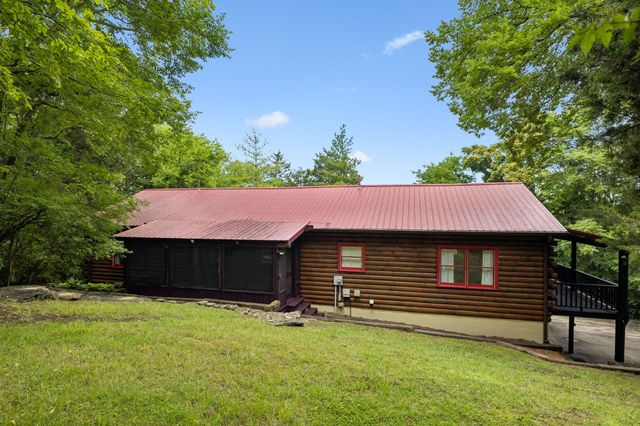 2668 Thompson Station Rd, E, Thompsons Station, TN 37179