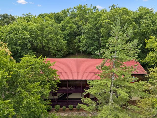 2668 Thompson Station Rd, E, Thompsons Station, TN 37179