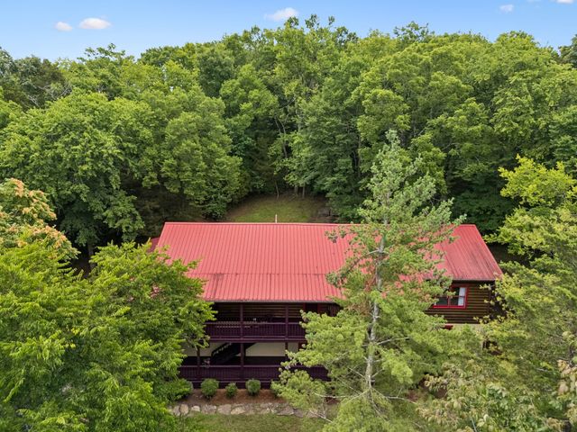 2668 Thompson Station Rd, E, Thompsons Station, TN 37179