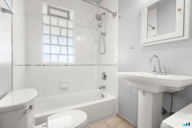 11 Columbus Avenue, Greenwich, CT 06830