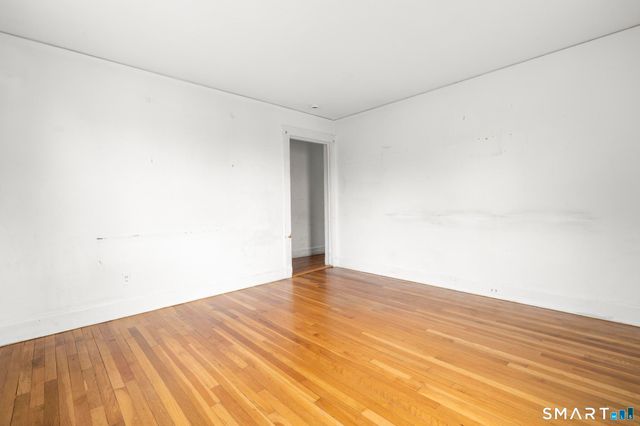11 Columbus Avenue, Greenwich, CT 06830