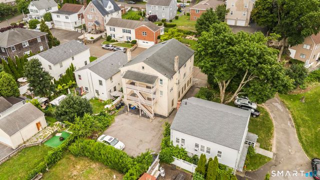 11 Columbus Avenue, Greenwich, CT 06830
