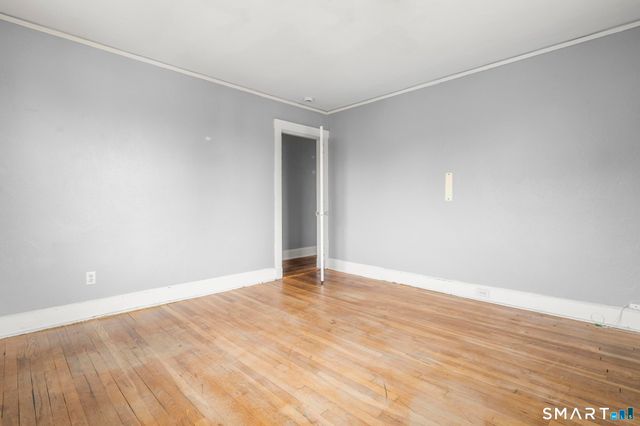 11 Columbus Avenue, Greenwich, CT 06830