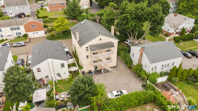 11 Columbus Avenue, Greenwich, CT 06830