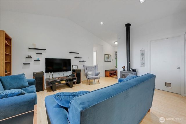 480 Pond Road, Port Townsend, WA 98368