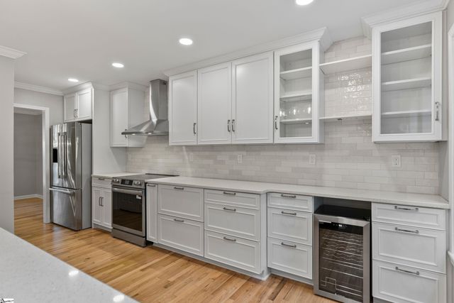 413 W Faris Road, Greenville, SC 29605