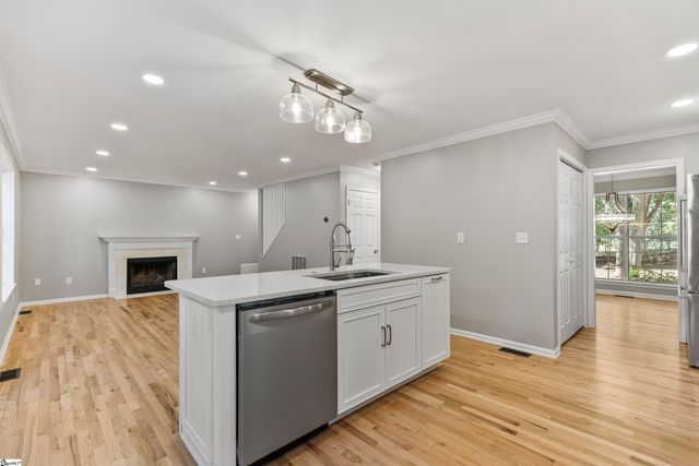 413 W Faris Road, Greenville, SC 29605