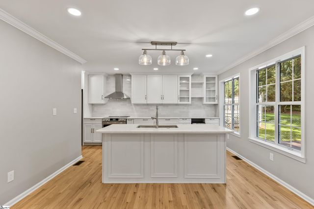 413 W Faris Road, Greenville, SC 29605