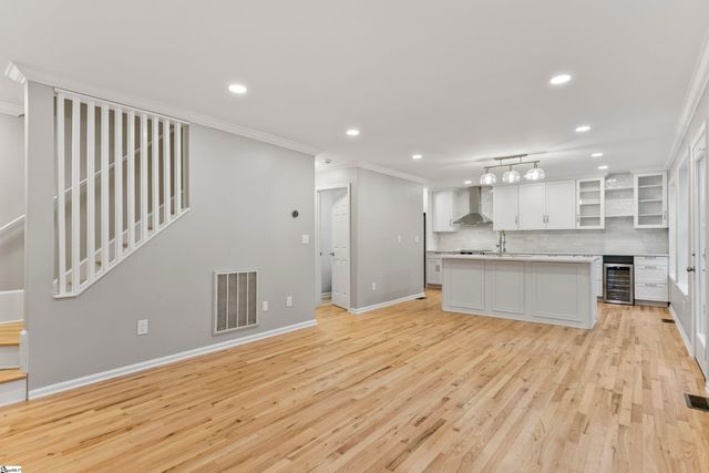 413 W Faris Road, Greenville, SC 29605