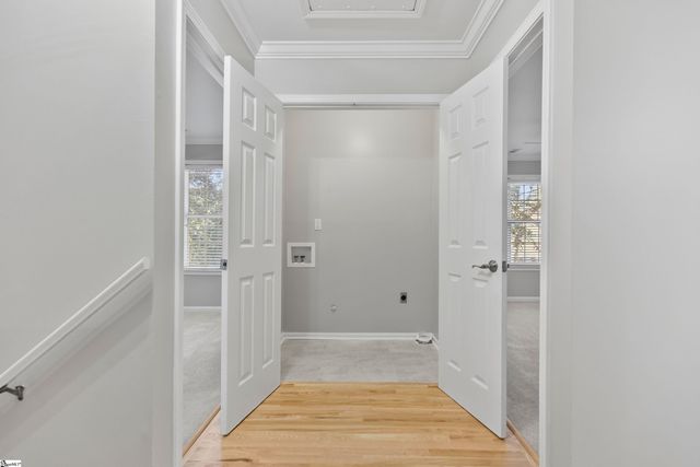 413 W Faris Road, Greenville, SC 29605