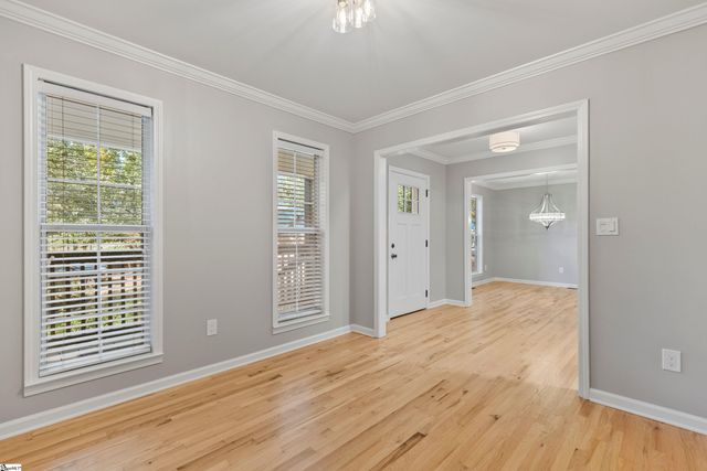 413 W Faris Road, Greenville, SC 29605