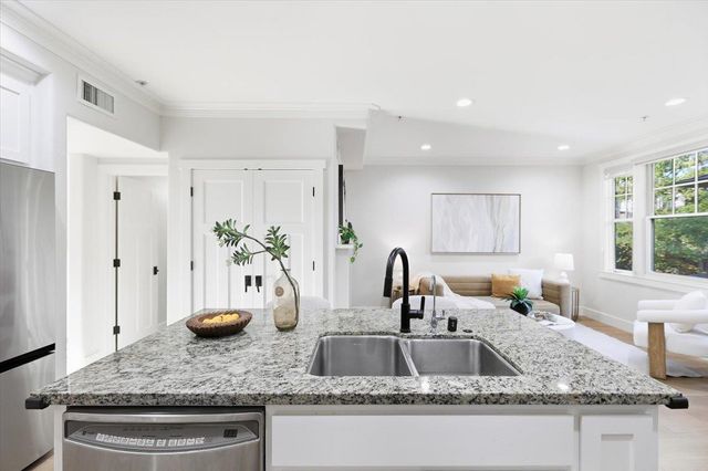 1537 Hummingbird Place, San Jose, CA 95129