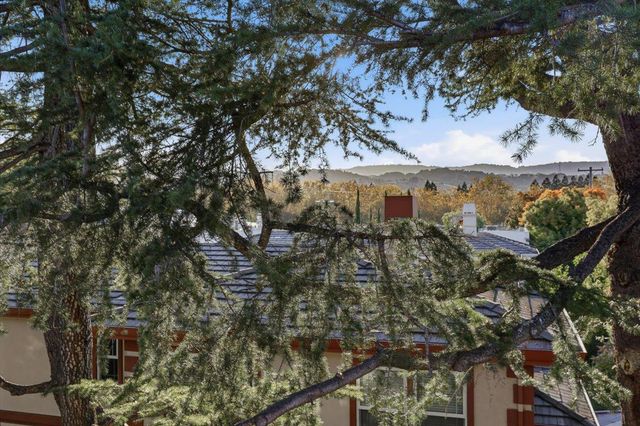 1537 Hummingbird Place, San Jose, CA 95129