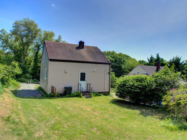 4 Burgeville Court, Groton, CT 06340