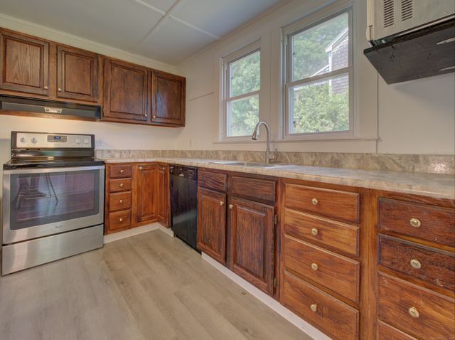 4 Burgeville Court, Groton, CT 06340