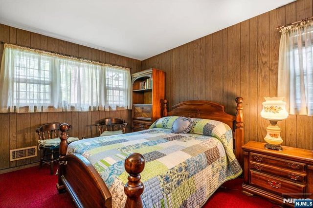 301 Raymond Street, Hillsdale, NJ 07642