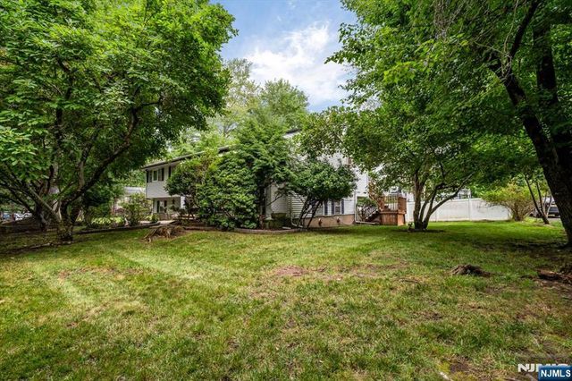 301 Raymond Street, Hillsdale, NJ 07642