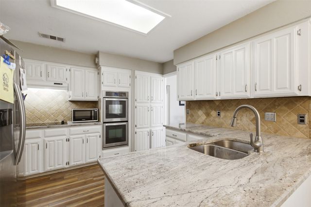 1917 Pleasant Valley Drive, Plano, TX 75023
