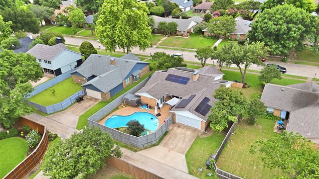 1917 Pleasant Valley Drive, Plano, TX 75023