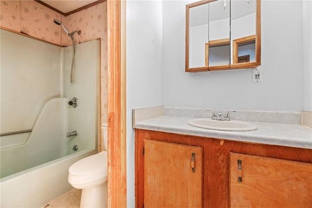 11045 Hurst Drive, Axis, AL 36505