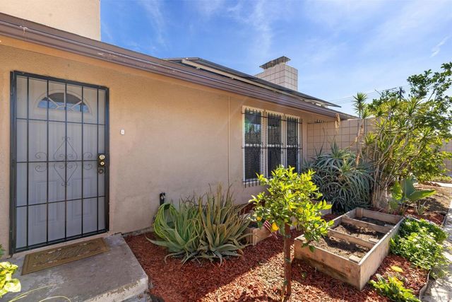 1244 E Madison Ave C, El Cajon, CA 92021