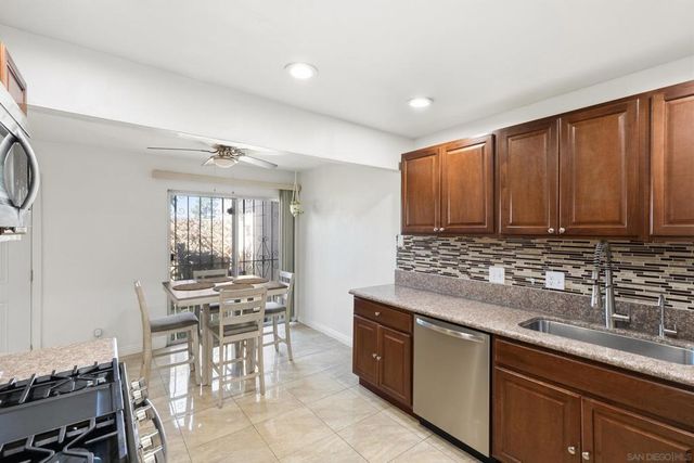 1244 E Madison Ave C, El Cajon, CA 92021