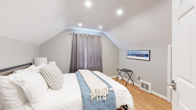 272 Boiling Springs Drive, Lexington, KY 40511