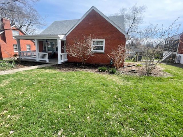 272 Boiling Springs Drive, Lexington, KY 40511