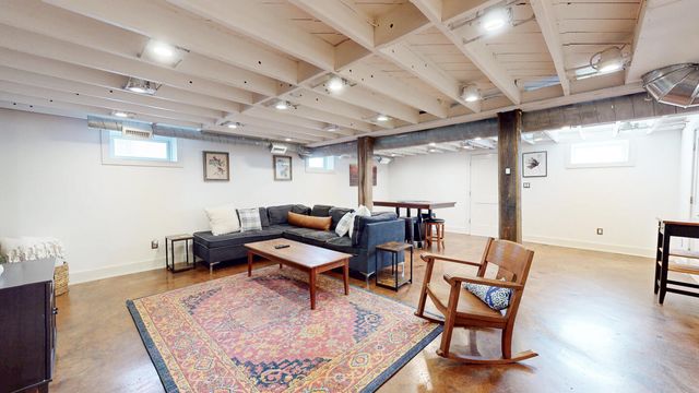 272 Boiling Springs Drive, Lexington, KY 40511