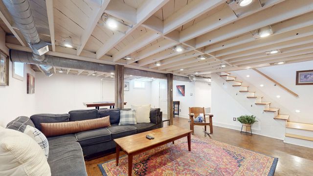 272 Boiling Springs Drive, Lexington, KY 40511