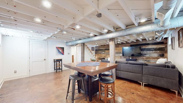 272 Boiling Springs Drive, Lexington, KY 40511