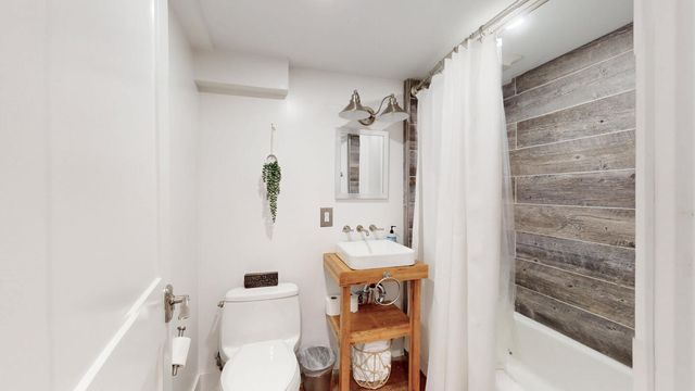 272 Boiling Springs Drive, Lexington, KY 40511