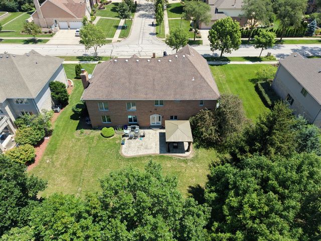 336 Tuttle Drive, Bloomingdale, IL 60108