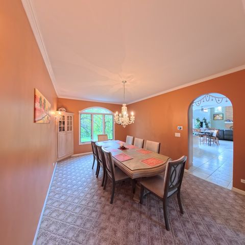 336 Tuttle Drive, Bloomingdale, IL 60108