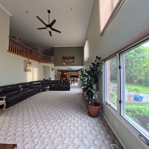 336 Tuttle Drive, Bloomingdale, IL 60108
