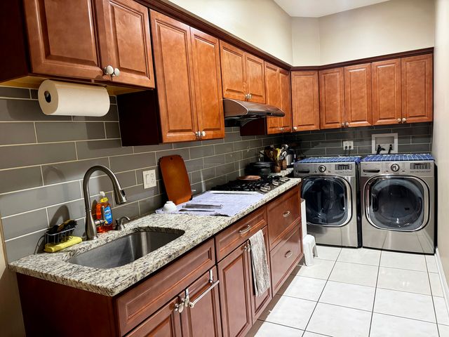 336 Tuttle Drive, Bloomingdale, IL 60108