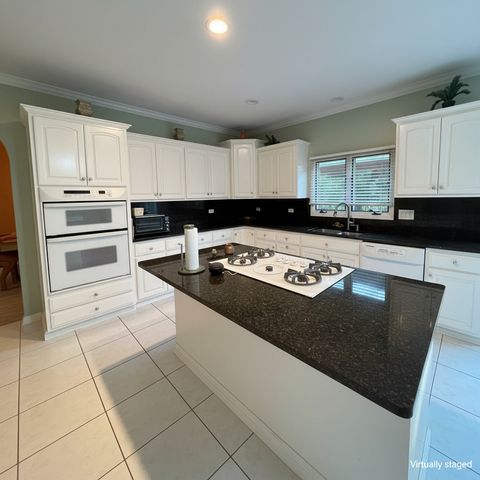 336 Tuttle Drive, Bloomingdale, IL 60108