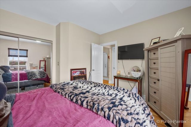 4211 N Keystone Avenue 2E, Chicago, IL 60641