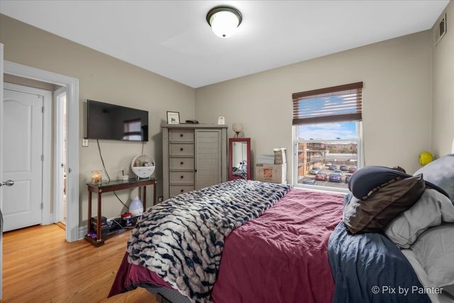 4211 N Keystone Avenue 2E, Chicago, IL 60641