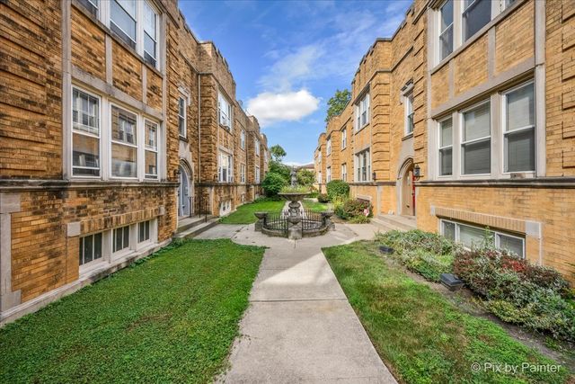 4211 N Keystone Avenue 2E, Chicago, IL 60641