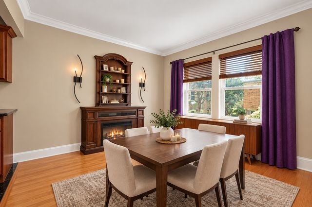 4211 N Keystone Avenue 2E, Chicago, IL 60641